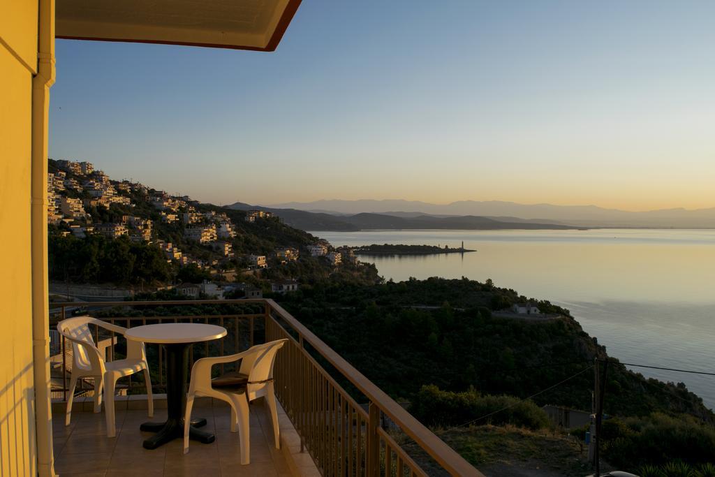 Hotel Milton Mavrovoúnion Екстериор снимка