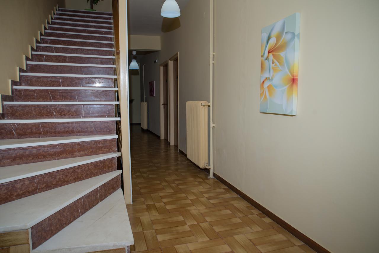 Hotel Milton Mavrovoúnion Екстериор снимка